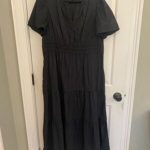 Quince Tiered Black short-sleeved Maxi Dress